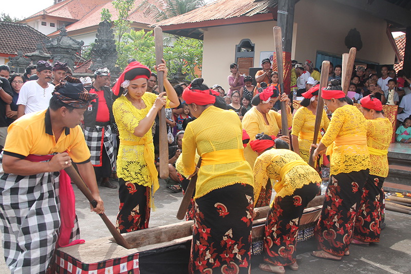 bali-travelnews.com Ngoncangg